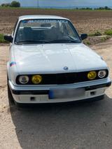 BMW 318is E30 - BMW 318: 318is