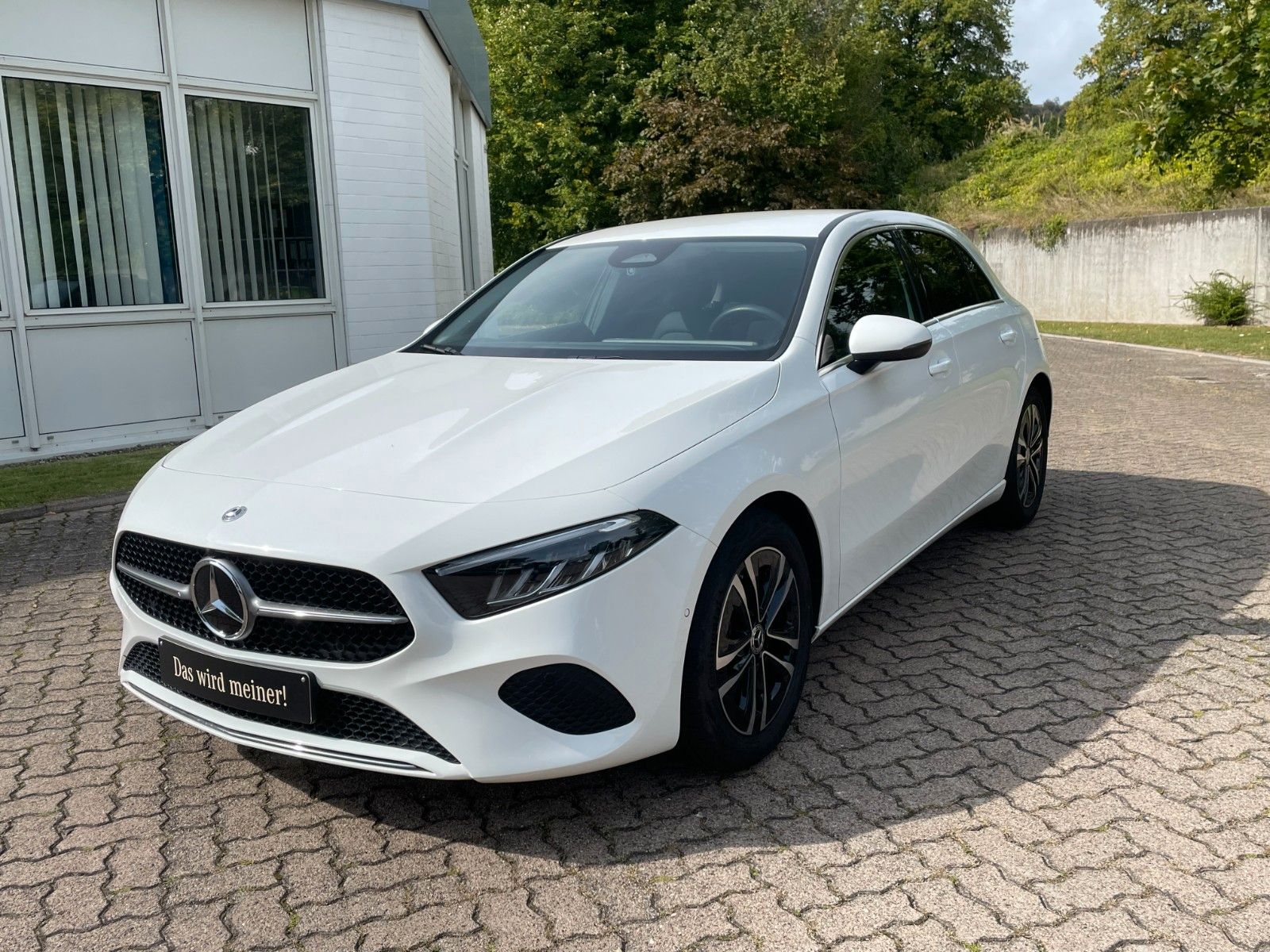 Mercedes-Benz A 180