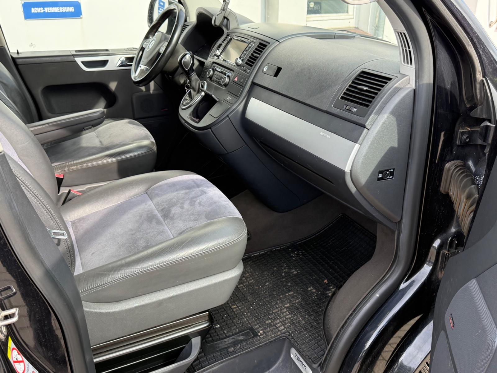 Volkswagen T5 Multivan 2.0 180ch DSG 4Motion 7 places Dynaudio Chauffage stationnaire Caméra