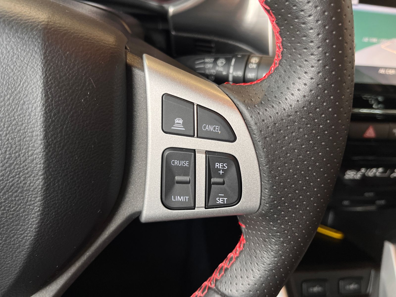 Fahrzeugabbildung Suzuki Vitara 1.4 S 4x4 KLIMA LED NAVI ALU