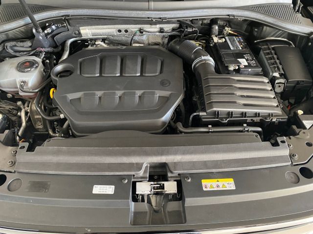 Tiguan R 2.0 TSI DSG 4Motion AHK+NAVI+MATRIX