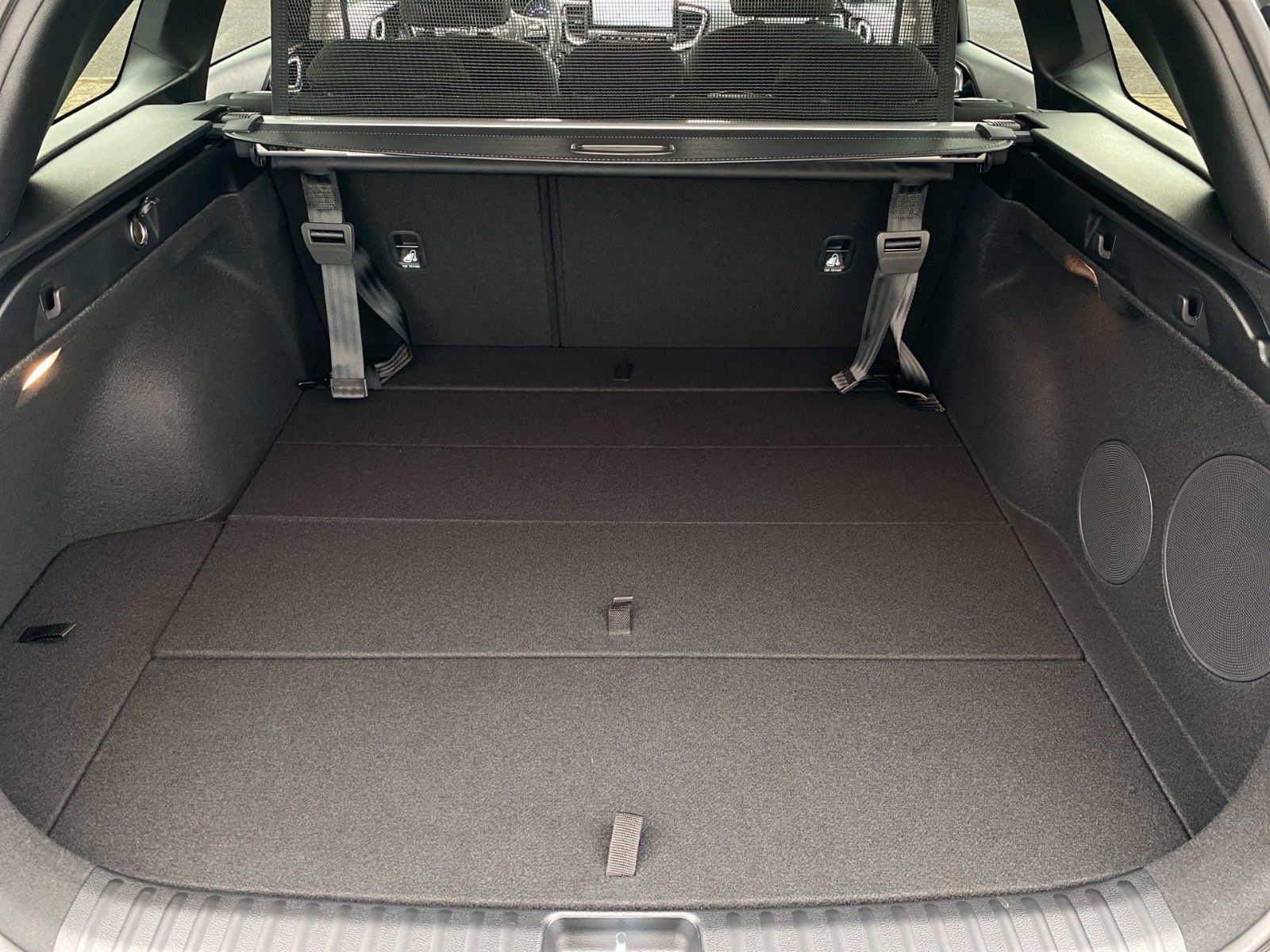 Fahrzeugabbildung Kia CEED_SW 1.0T 100 ULTIMATE STY JBL
