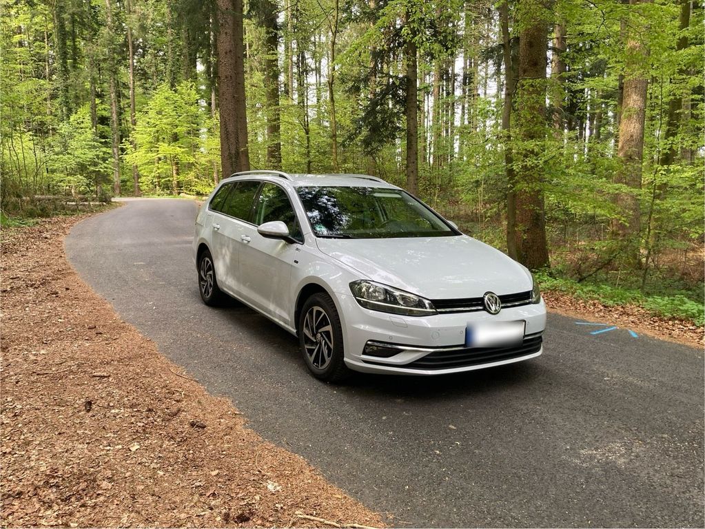 Image of Volkswagen Golf