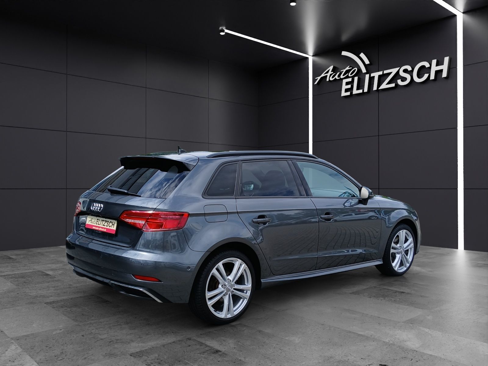 Fahrzeugabbildung Audi A3 Sportback 40 e-tron sport Matrix Navi ACC RFK