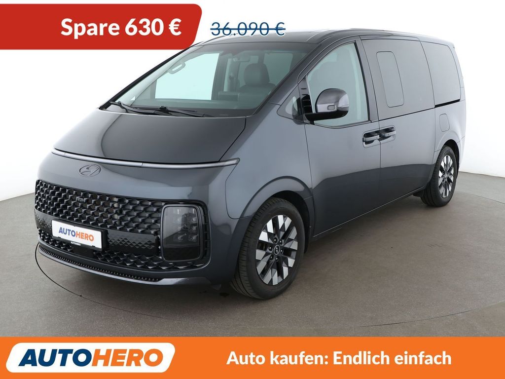 Image of Hyundai STARIA