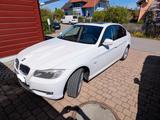 BMW 318i - HU neu- Scheckheft  - BMW 318 aus 2009: 318i