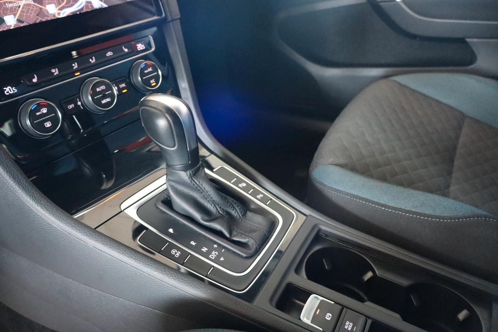 Volkswagen Golf VII Var. IQ.DRIVE 1.5TSI DSG,KameraNavi,LED, миниатюра 11