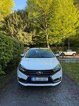 Lada Vesta - Lada: Limousine