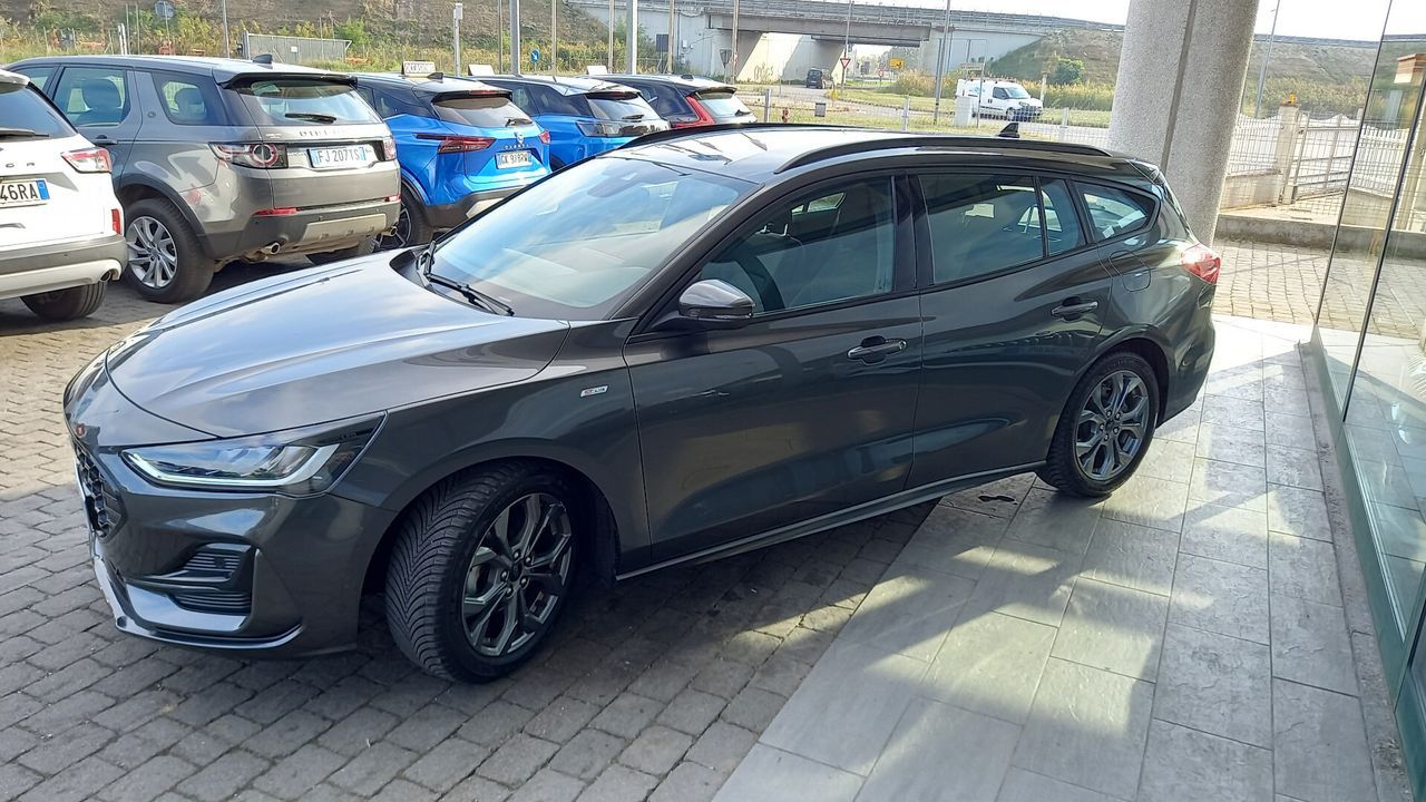 Other Ford Focus 1.0 EcoBoost Hybrid 125 CV Powershift imagem 3