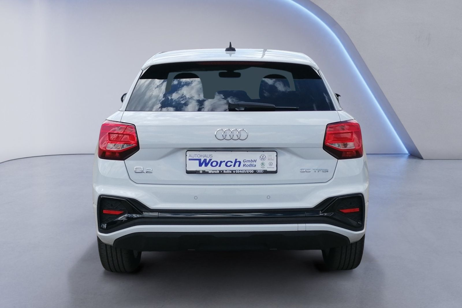 Q2 35 TFSI S tronic S Line LED+NAVI+SHZG+