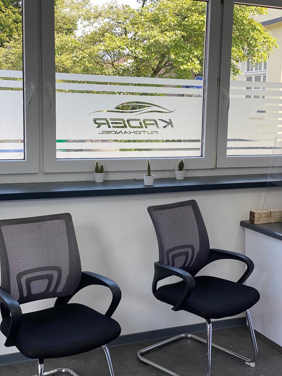 showroom-image-top