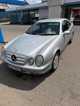 Mercedes-Benz CLK 200 SPORT Sport - Mercedes-Benz CLK 200: Sport
