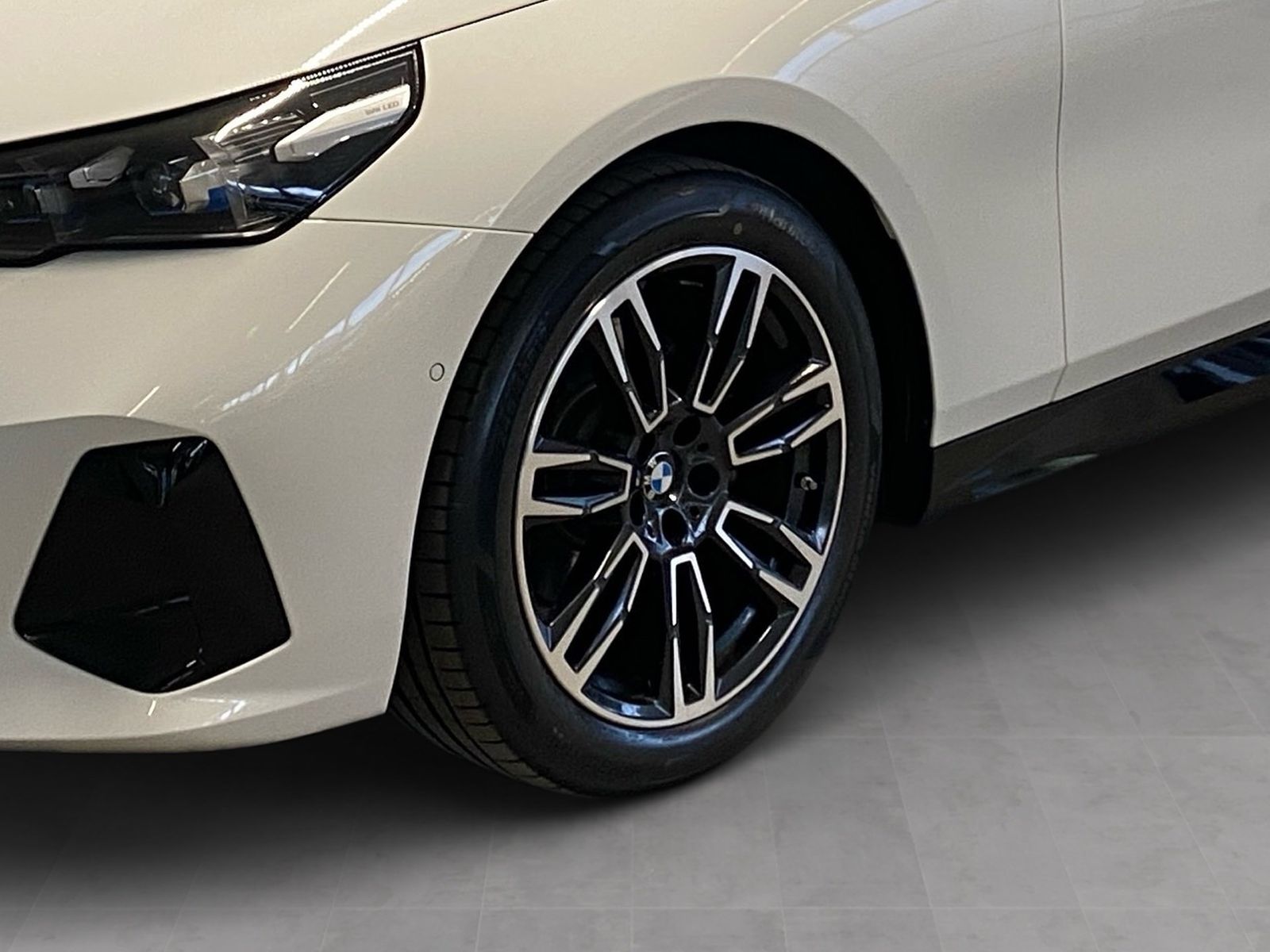 BMW 520 - Bild 8