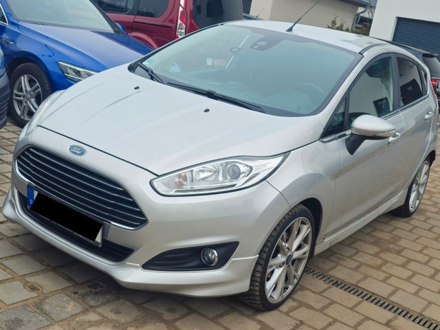 Ford Fiesta Titanium 1.0EB 101PS PowerShift*ST-Line