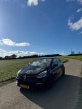 Renault Clio RS TCe 200 EDC RS - Renault Clio: Rs200