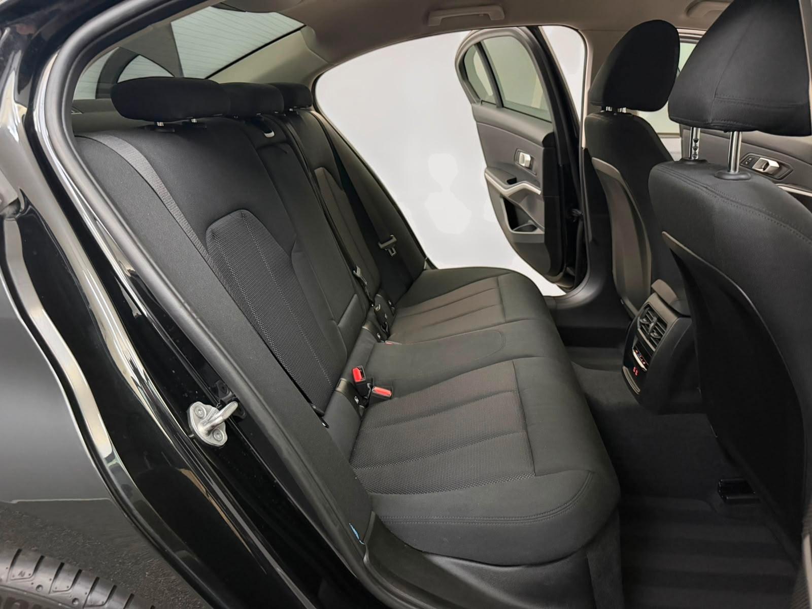 BMW 320 d Limo xDrive Shadow-Line*WIDE*LED*CARPLAY, миниатюра 18