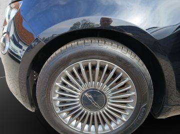 Fiat 500e Icon +SoundSys+LM+SpurH+AUT+KlimaA