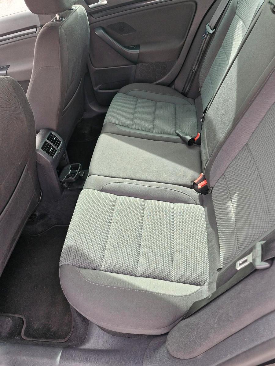 Volkswagen Golf 2012 — photo 11