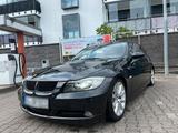 BMW 320 Diesel Vollausstattung/Vollleder/motor... - BMW 320: 320d Motor