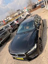 Volvo V60 Kombi Inscription*AHK*HarmanKardon*Leder - Volvo V60 Inscription mit Diesel-Antrieb