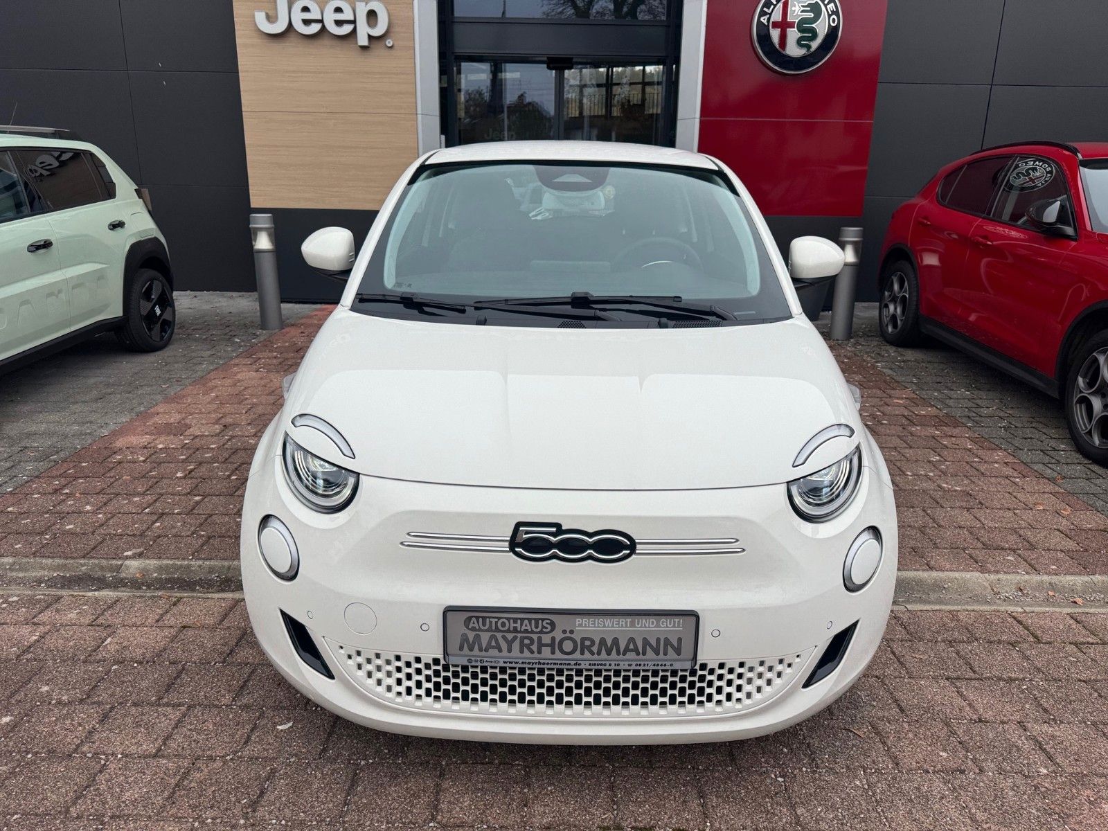 Fahrzeugabbildung Fiat 500e Icon NAVI SITZHEIZUNG KAMERA TEMPOMAT