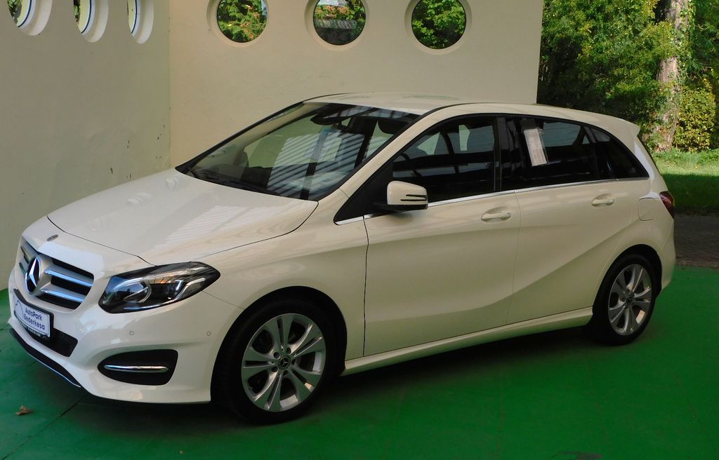 Image of Mercedes-Benz B 180
