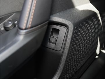 Cupra Formentor VZ 2.0 TSI 4x4 DSG Pano AHK Kamera Mat