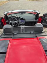 Audi R8 5.2 FSI S tronic quattro Spyder - - Audi R8: Tron
