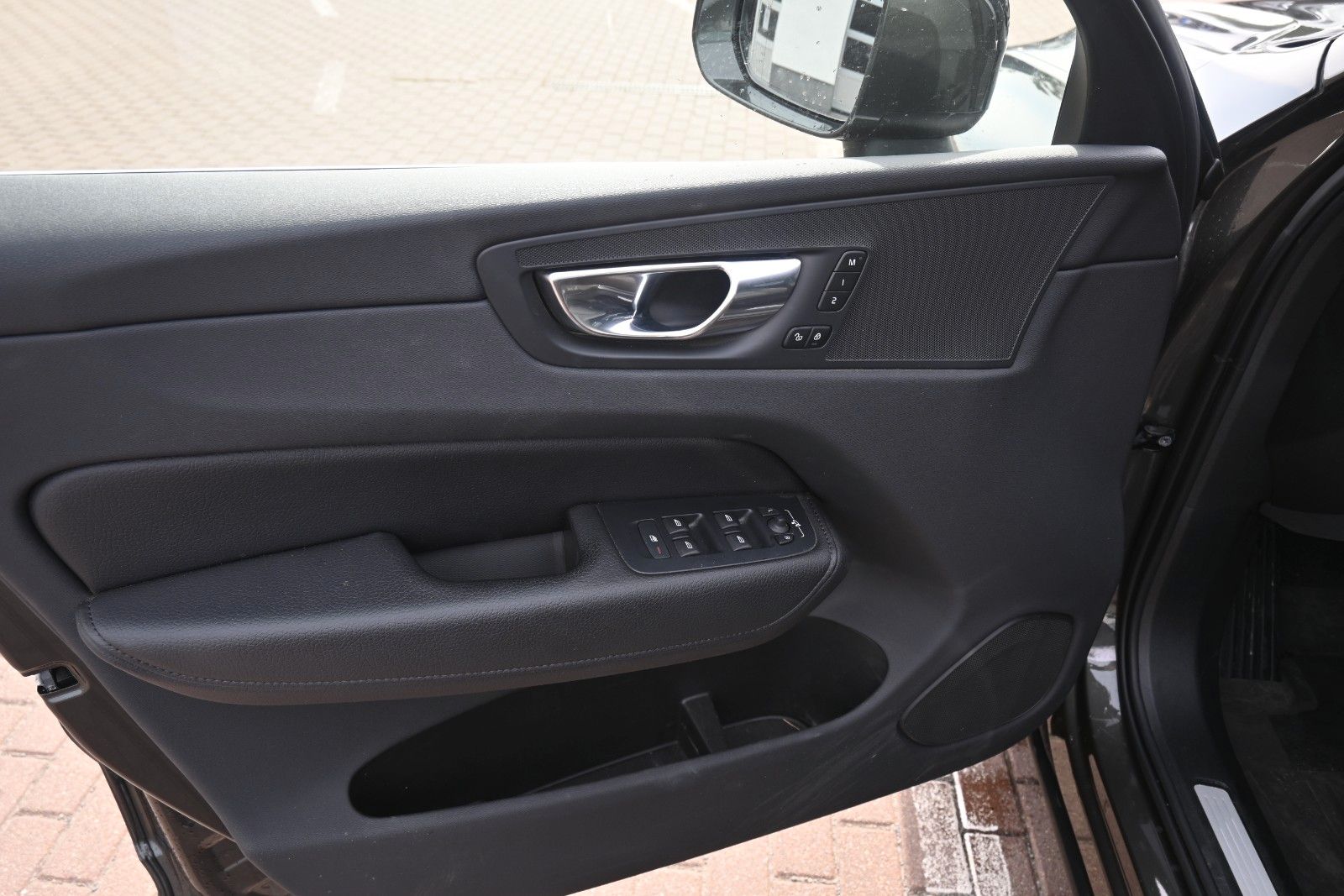 Fahrzeugabbildung Volvo XC60 B5 B Inscription AWD*PDC*AHK*FSHZG*