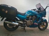 Kawasaki GPZ 1100 - KAWASAKI GPZ 1100