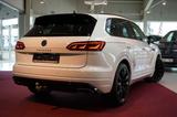 Volkswagen Touareg 3.0 V6 TDI 4Motion R-Line *Pano*Virtual* - Volkswagen Gebrauchtwagen in Berlin