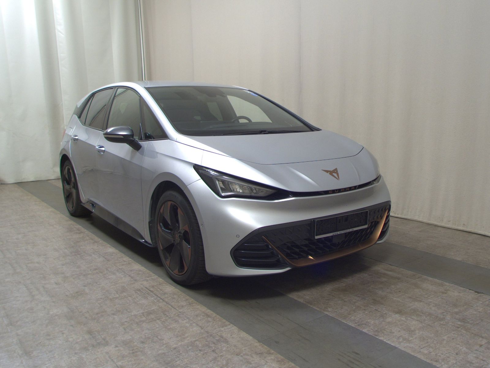 Cupra Born 150kW Navi LED Kamera ACC Wärmepumpe imagem 3