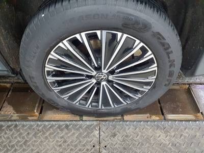 Tayron 2.0 TDI DSG LIFE 4MOTION MATRIX+KAMERA+AH