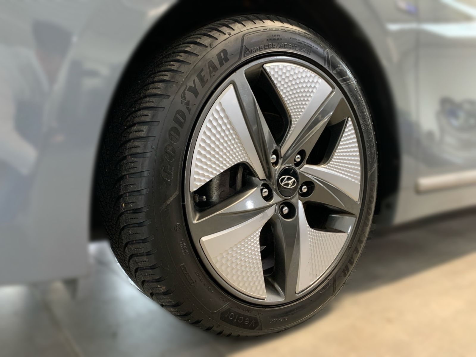 Fahrzeugabbildung Hyundai IONIQ 1,6 GDI Premium-Paket Hybrid
