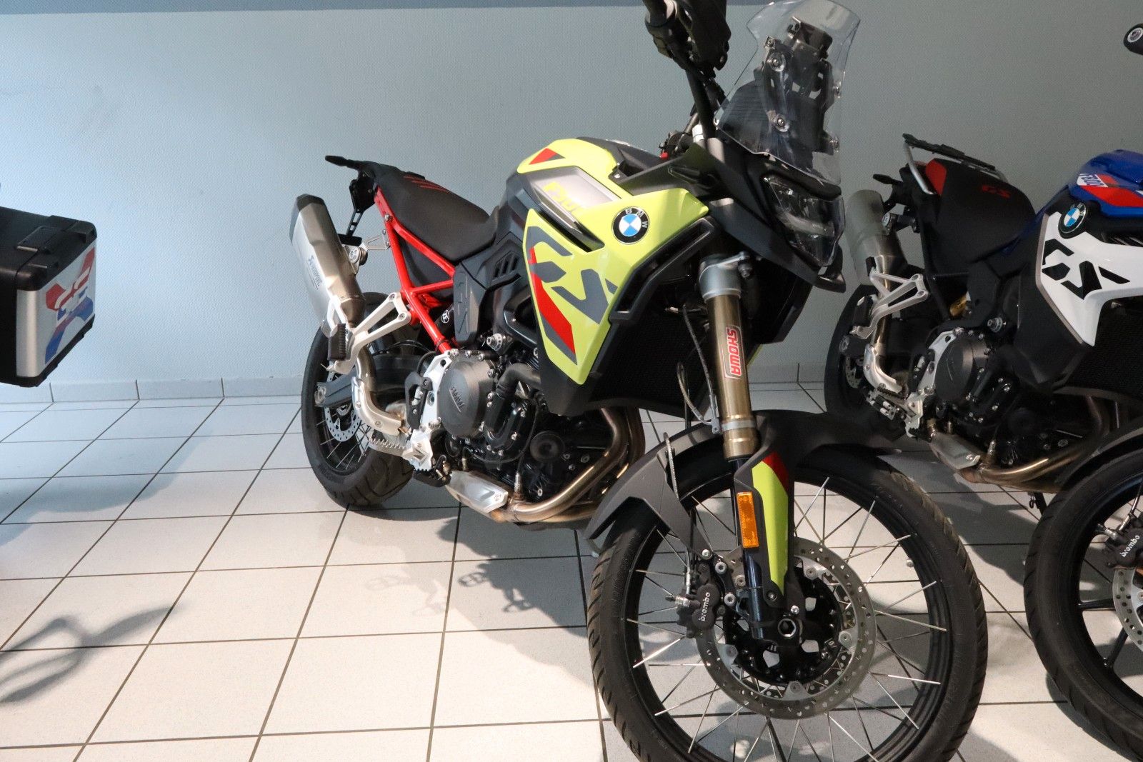 Fahrzeugabbildung BMW F900GS mit Enduro Paket