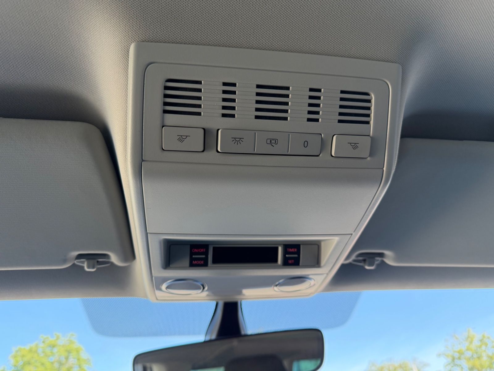 Volkswagen T6 California Beach Edition LED Kam ACC AHK 7Si foto 17