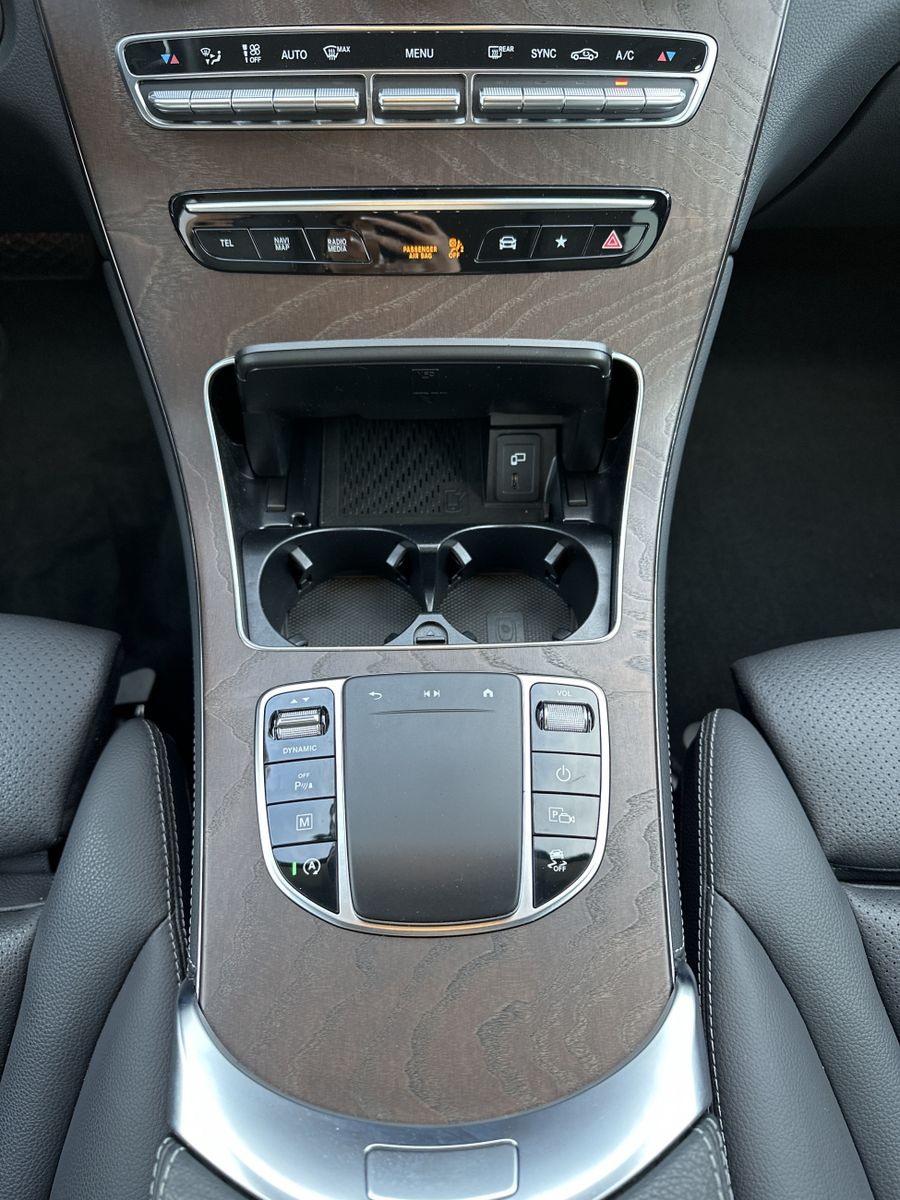 Fahrzeugabbildung Mercedes-Benz GLC 400d 4Matic AMG-Line NAV+LED+KAMERA+20ZO+1HD