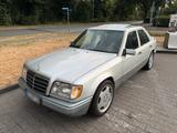 Mercedes-Benz W124 E280 Automatik - Mercedes-Benz E 280 mit LPG-Antrieb