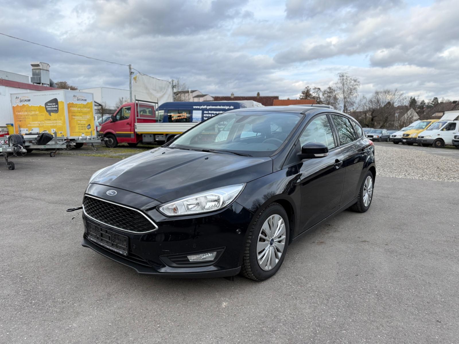 Ford Focus Lim. Business Navi PDC+ Klima Motorschaden