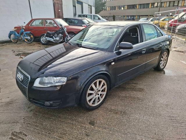 Audi A4 Lim. 2.0 TDI Quattro S-Line Xenon Navi Tempom