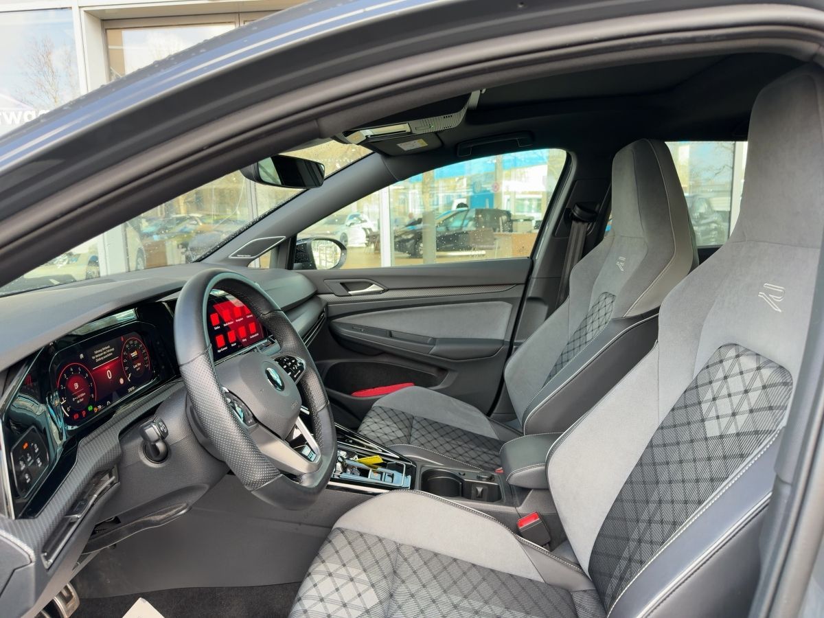 Volkswagen Golf - Bild 7
