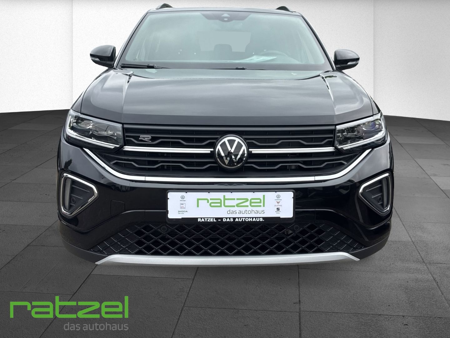 Fahrzeugabbildung Volkswagen T-Cross R-Line 1.0 l TSI IQ Light Lane Assist Ei