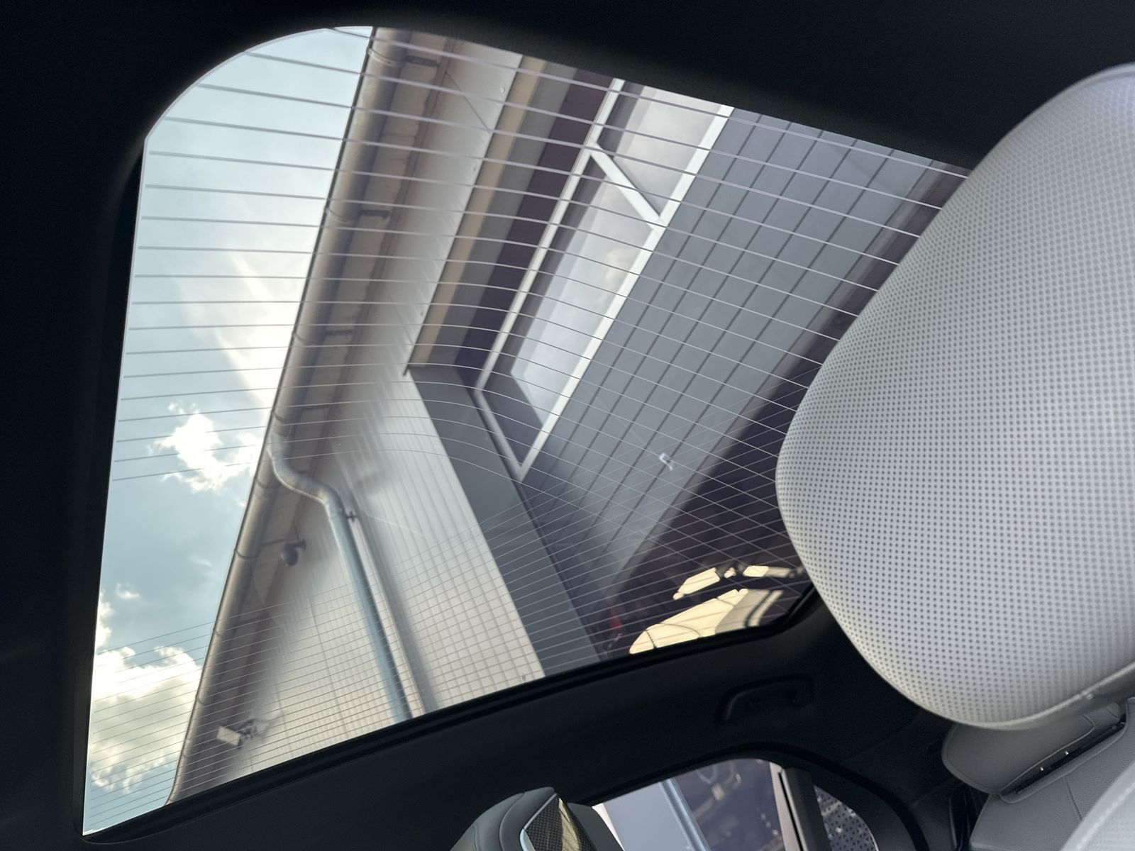 Fahrzeugabbildung BMW i7 xDrive60 M-Sport Pro NAV+LASER+PANO+HUD+360°
