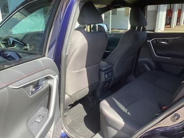 Toyota RAV 4 - 8