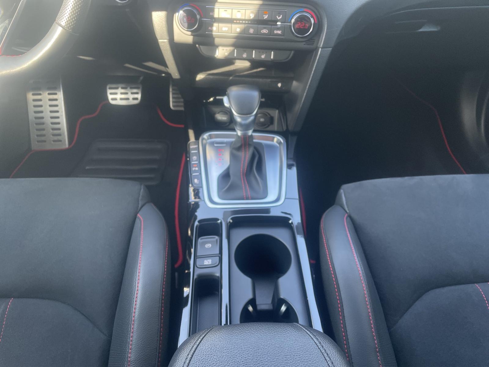 Kia cee'd 1.6 T-GDi DCT GT NAVI/LED