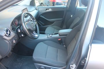 Mercedes B 180 - 11
