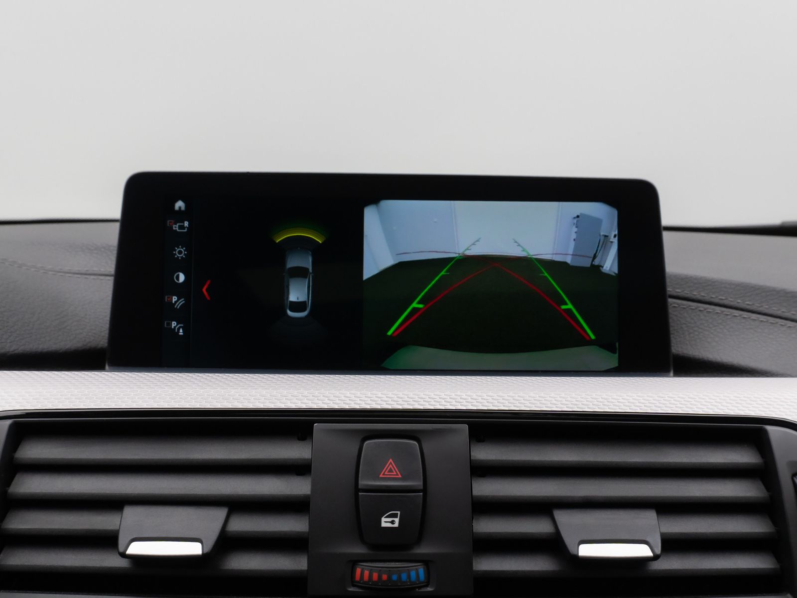 Fahrzeugabbildung BMW 430 Gran Coupé M Sport Glasdach Kamera HUD HiFi