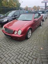 Mercedes-Benz Mercedes CLK 230 Cabrio mit Tüv 2 Jahre - Mercedes-Benz CLK 230 in Essen