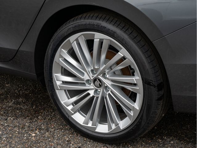 Foto Nummer 5: SKODA Superb