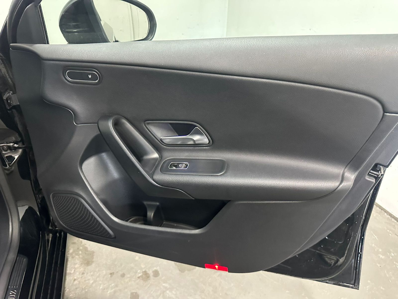 Fahrzeugabbildung Mercedes-Benz A 250 e DCT*STYLE*KAMERA*PDC*NAVI*AMBIL*LED